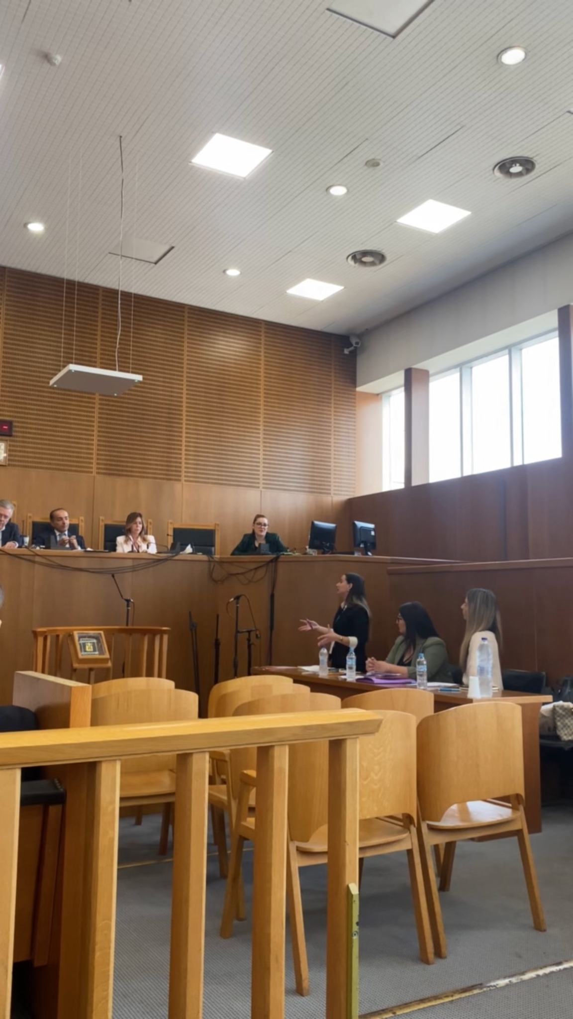 Στο δικαστήριο